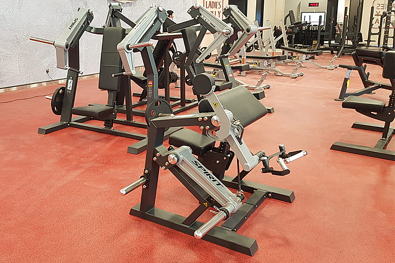 Наклонный жим от груди Spirit SP-4504